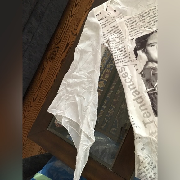 Newspaper Long sleeve top - Picture 2 of 3